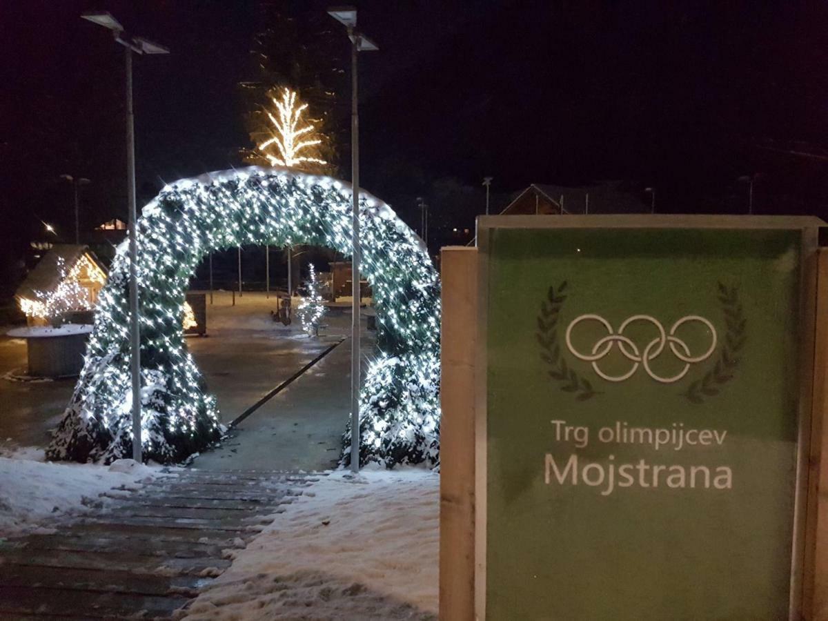 Mountain View Glamping Villa Dovje Eksteriør billede